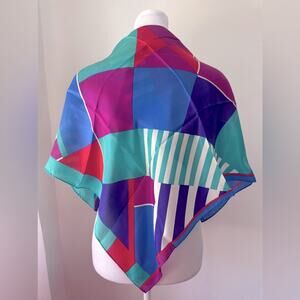 Vintage ‘80s Jacqueline Ferrar 100% Silk Multicolored Geometric Print Scarf